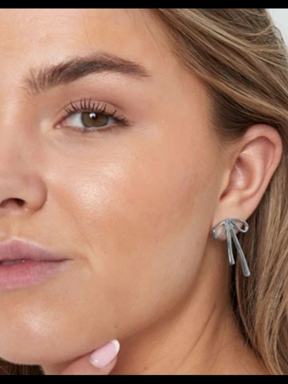 NWT Bow Drop Earrings for Women